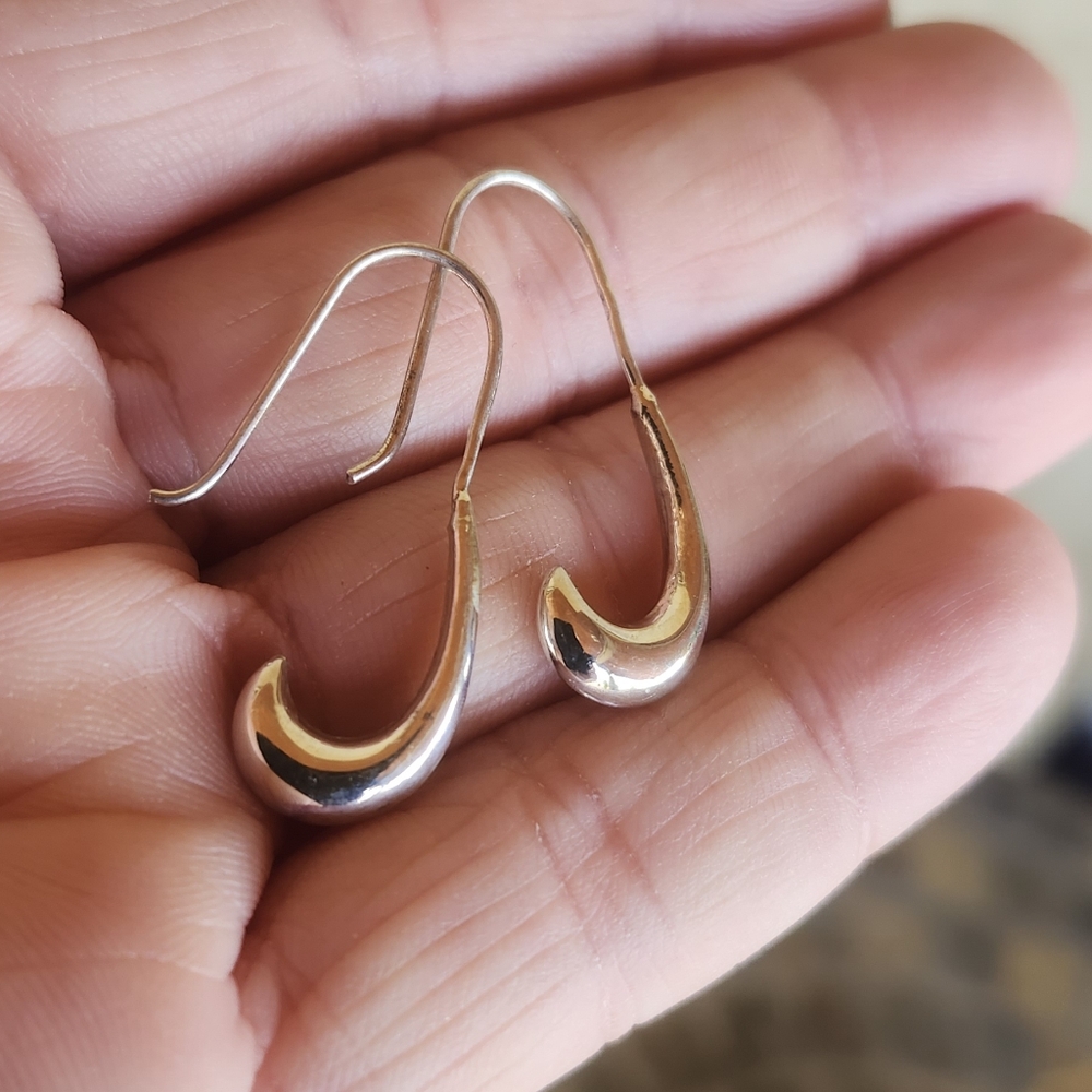 Turquoise Beaded Necklace - Picture 12 of 16